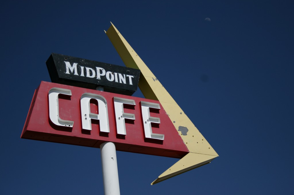 midpoint cafe on route 66